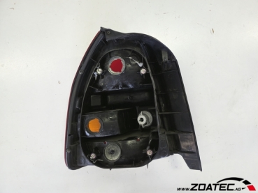 Preview: Feu arrière Hatchback droite occasion 96-98 (2497)