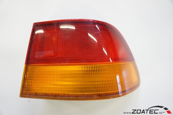 Luce posteriore Berlina fuori a destra occasione 96-98 (2245)