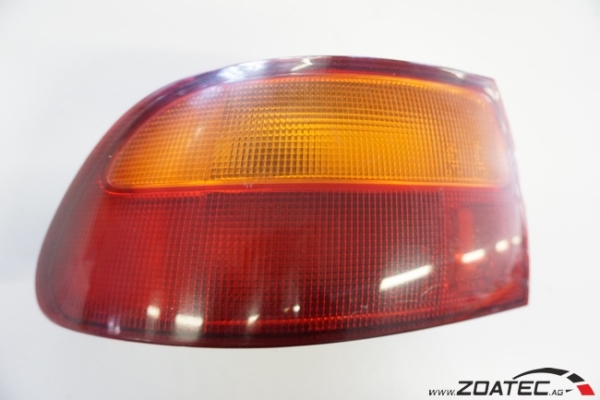 Feux arrière Hatchback gauche occasion (2255)