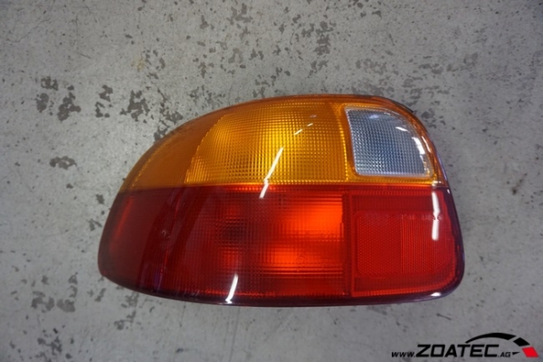 Luce posteriore sinistro occasione (2390)