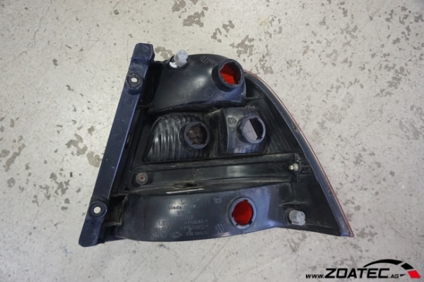 Luce posteriore Station Wagon sinistro occasione 98-01 (2392)