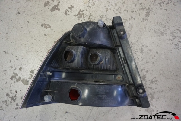 Luce posteriore Station Wagon destra occasione 98-01 (2393)