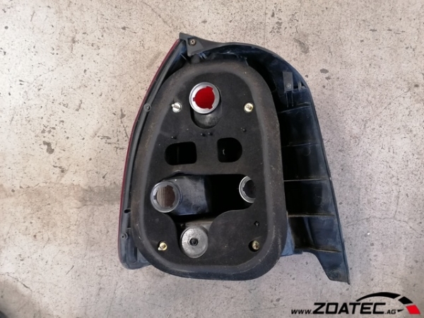 Luce posteriore Hatchback destra occasione 99-00 (2399)