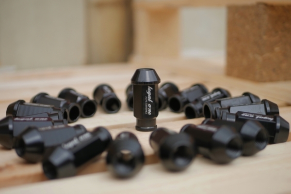 Legal One Lug Nuts Sferico M12x1.5 nero